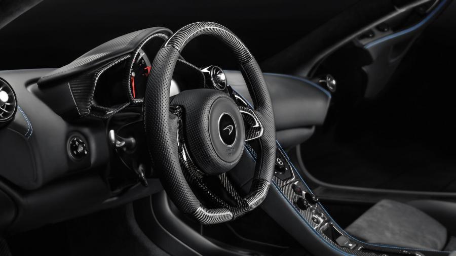 Детали интерьера McLaren MSO 650S Can-Am 2016 года  (фото 5 из 12)